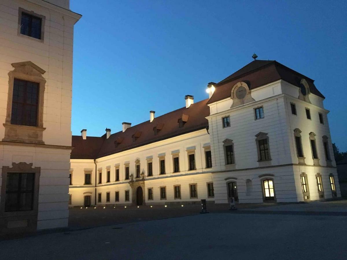 Arkadia Apartman Папа Экстерьер фото