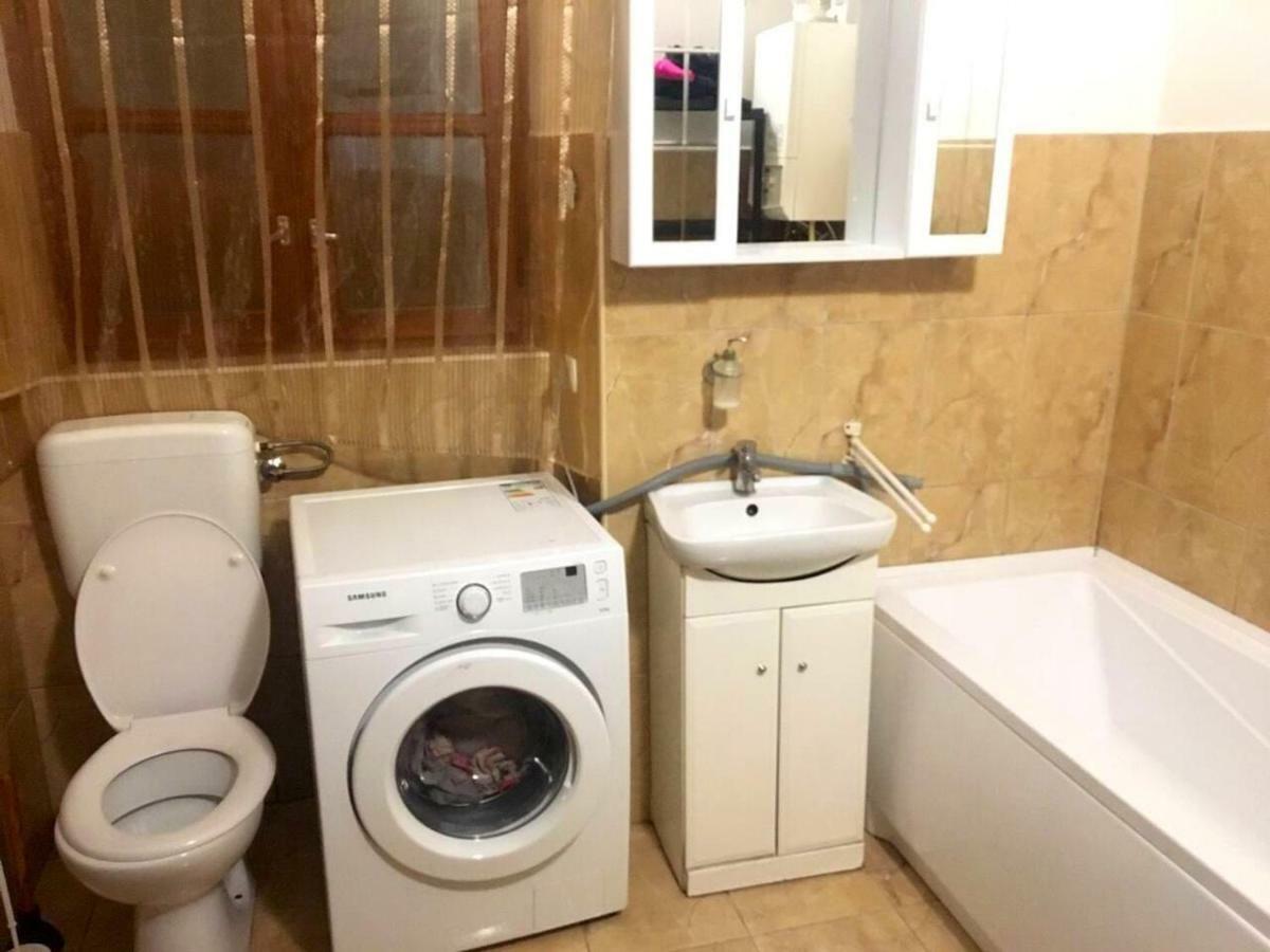 Arkadia Apartman Папа Экстерьер фото